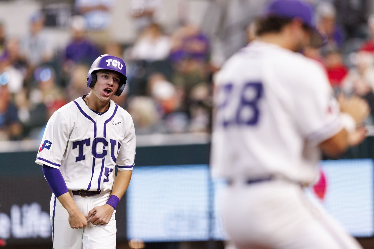 arizona-wildcats-college-baseball-tcu-horned-frogs-big12-kirk-saarloos-fayetetteville-regional-ncaa