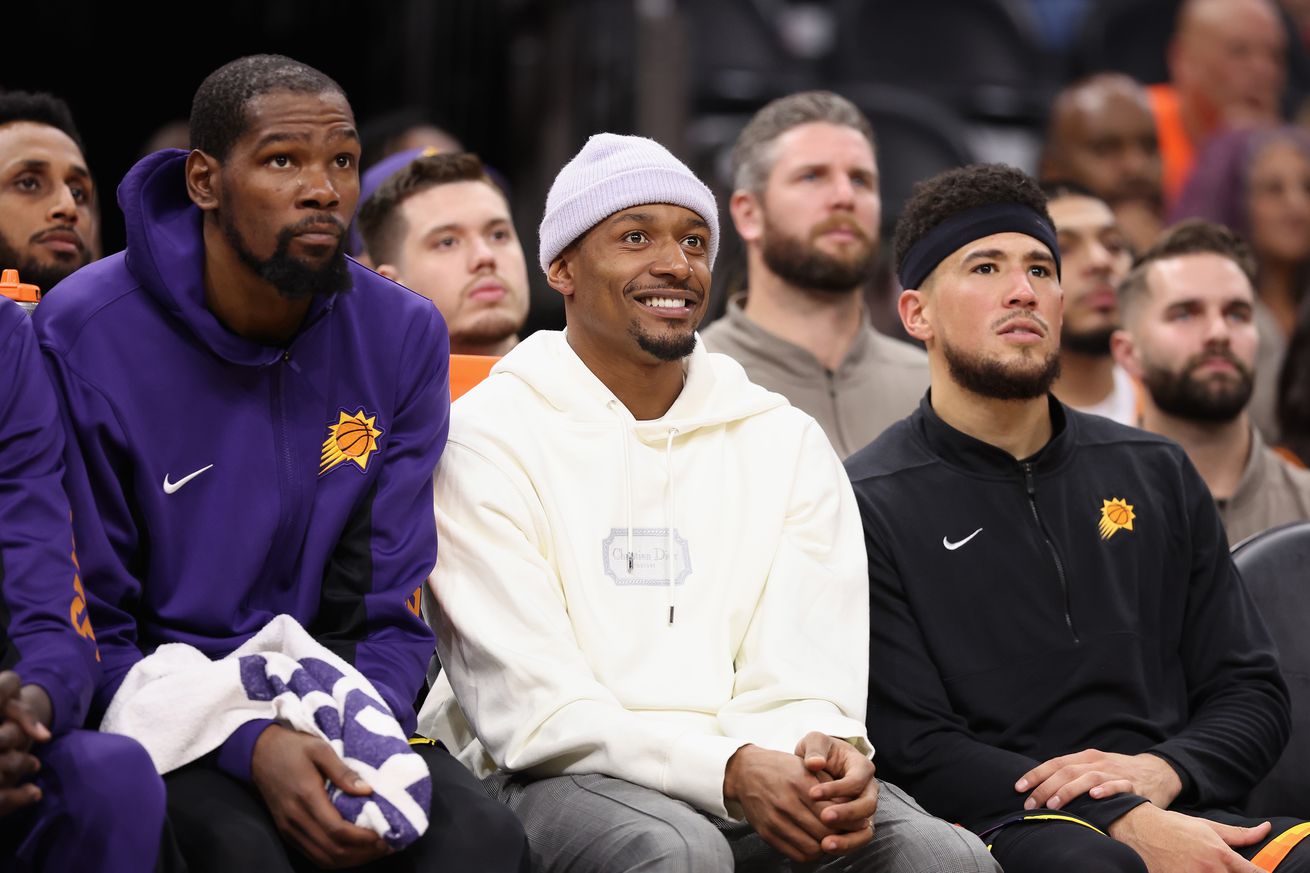 Minnesota Timberwolves v Phoenix Suns