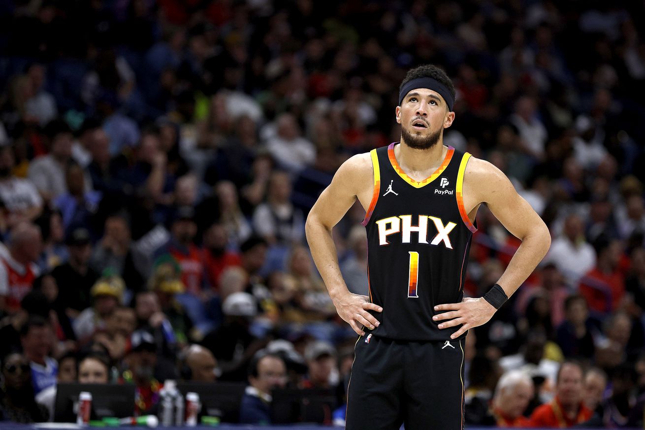 Phoenix Suns v New Orleans Pelicans