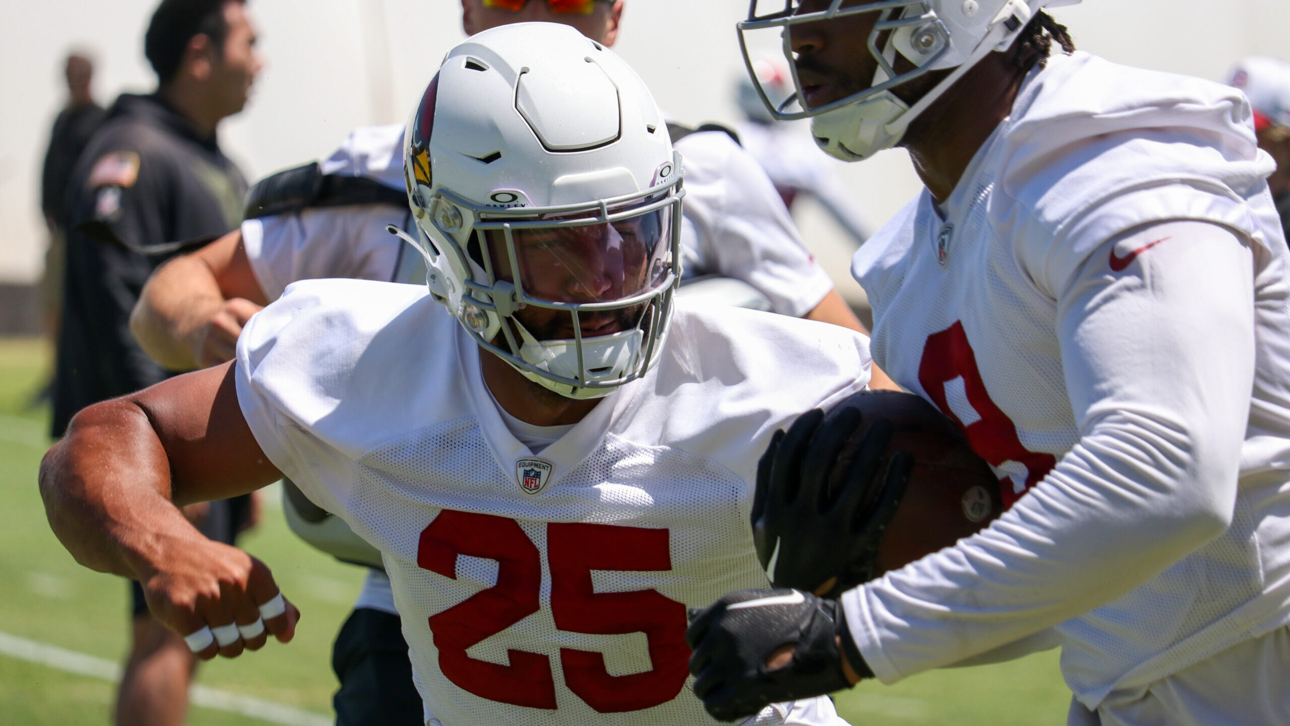Zaven Collins, Arizona Cardinals agree on 2-year contract extension