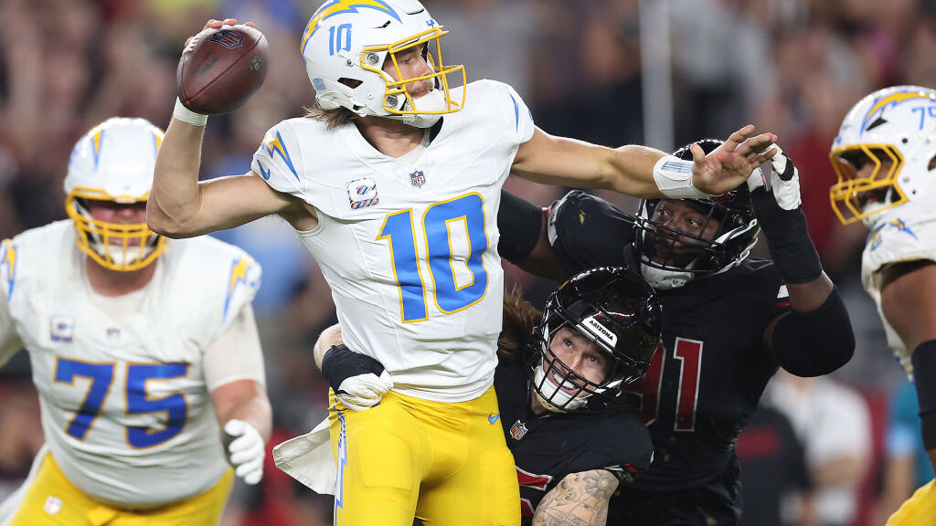 Cardinals injury report: Sean Murphy-Bunting, Roy Lopez ruled out vs. Dolphins