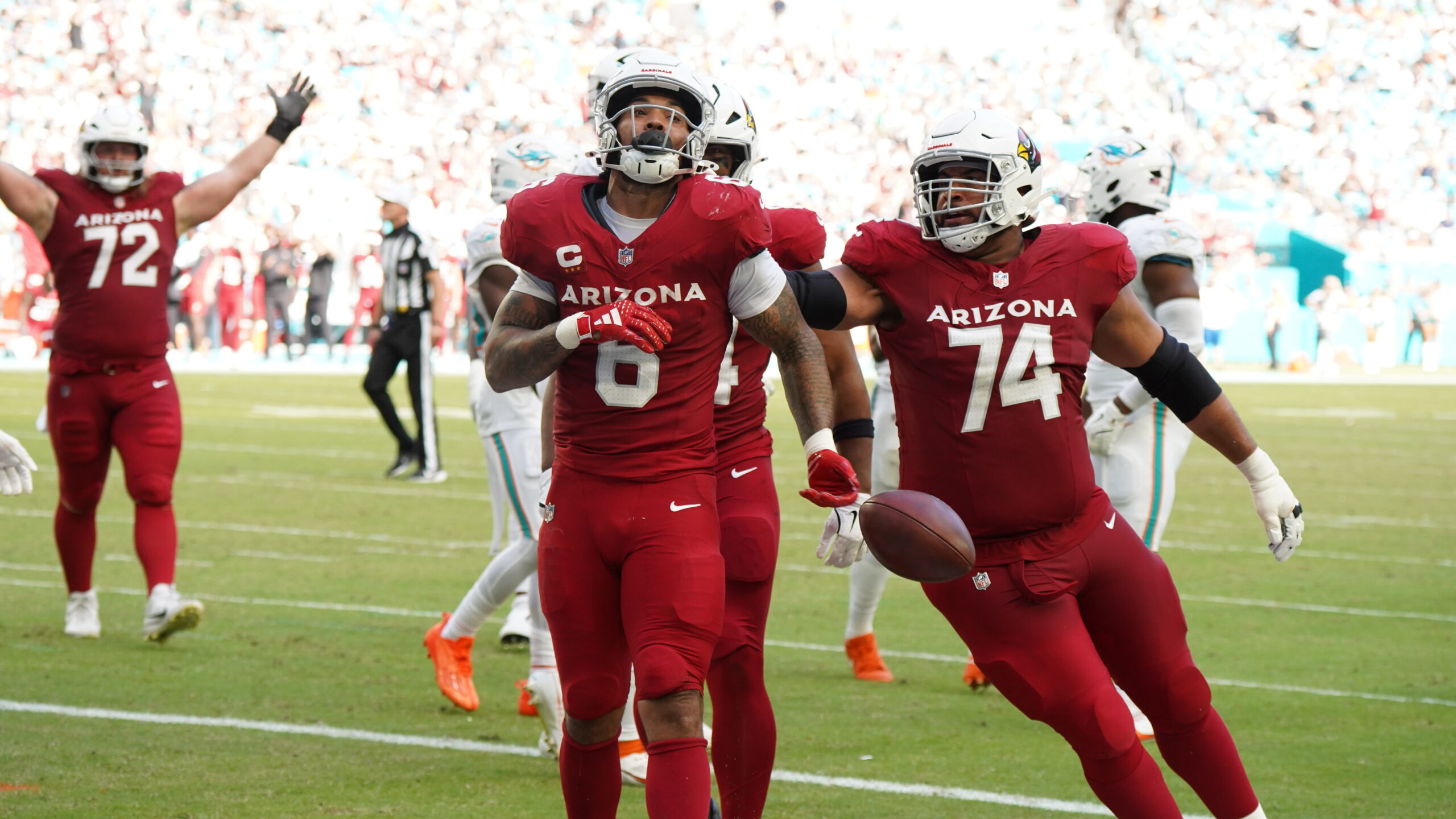 Rapid Reactions: Cardinals offense wakes up in Week 8 win vs. Dolphins