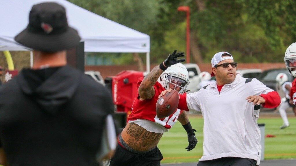 Cardinals once again forced to patch together pass rush post-Gardeck injury