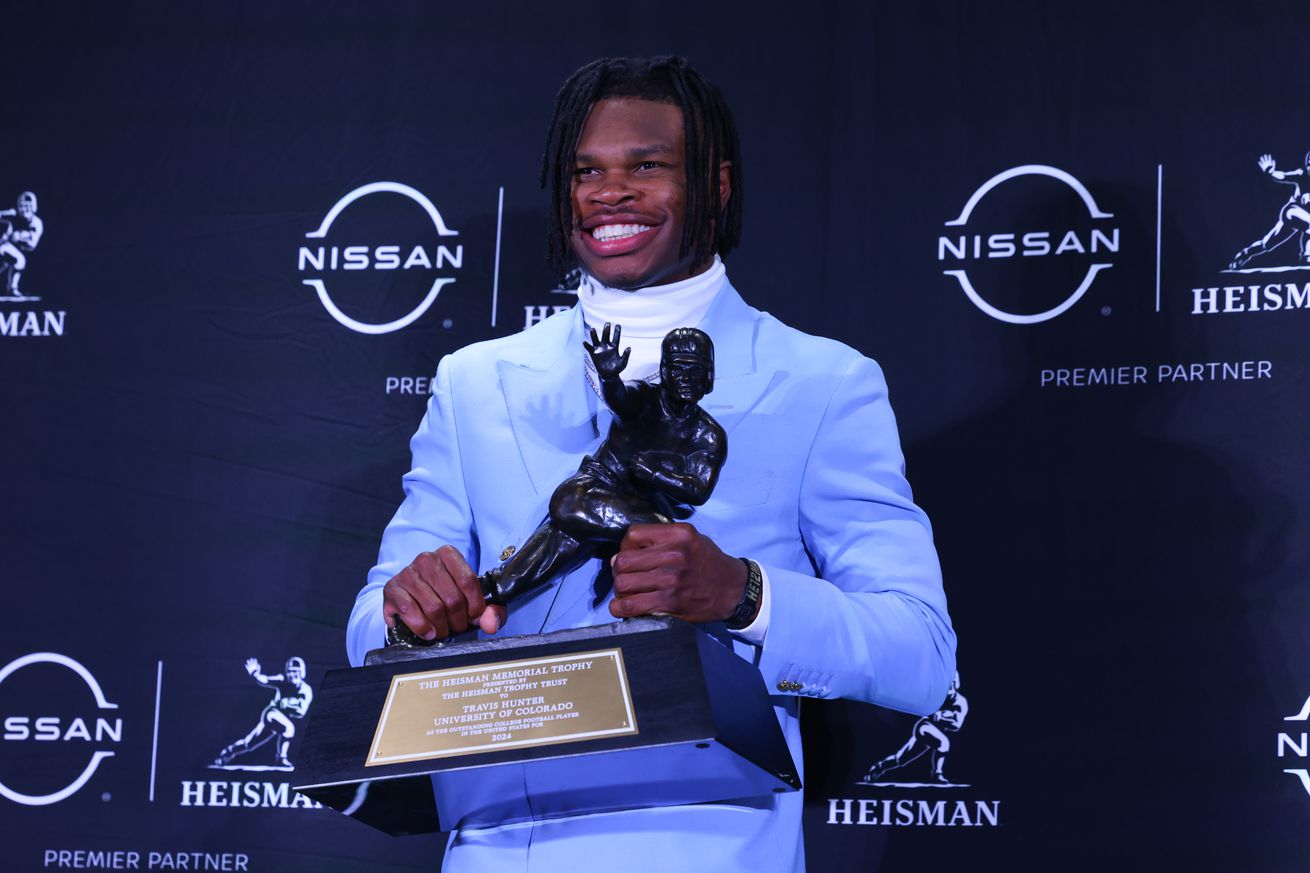 COLLEGE FOOTBALL: DEC 14 Heisman Trophy Ceremony