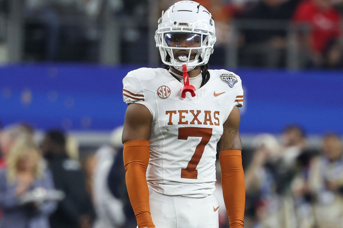COLLEGE FOOTBALL: JAN 10 CFP Semifinal Cotton Bowl Classic - Ohio State vs Texas