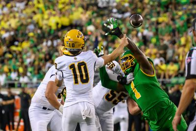 NCAA Football: Idaho at Oregon