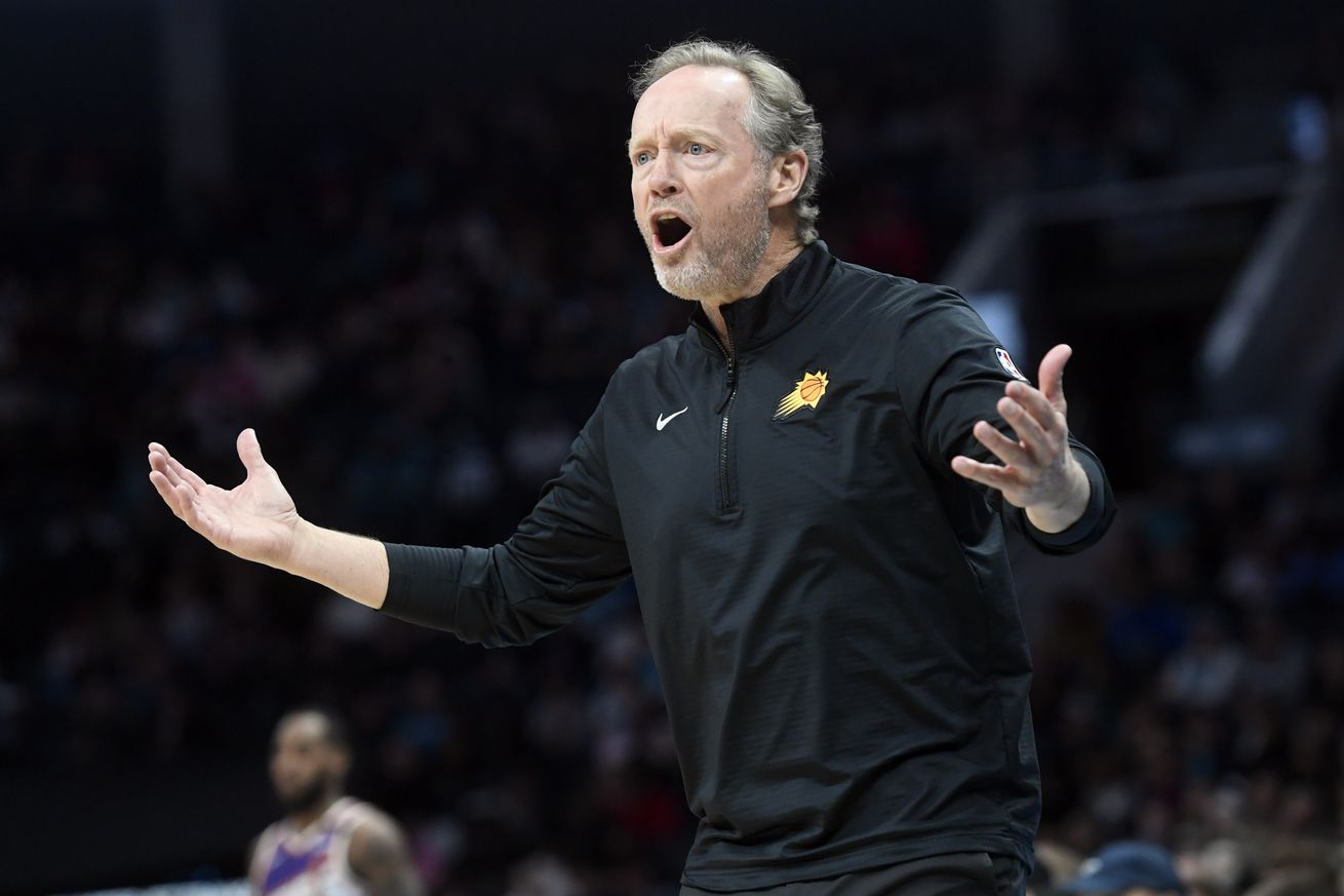 NBA: Phoenix Suns at Charlotte Hornets