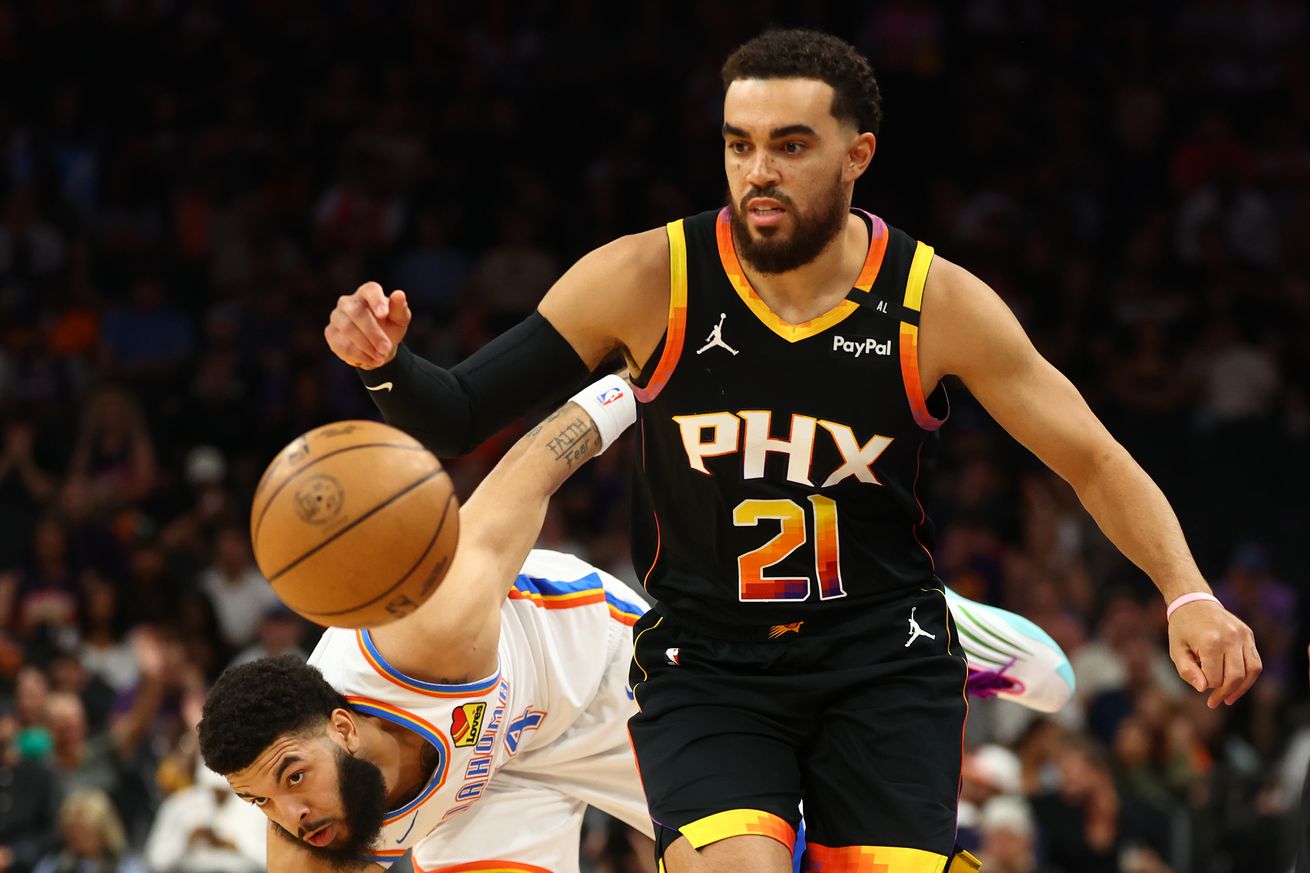 NBA: Oklahoma City Thunder at Phoenix Suns