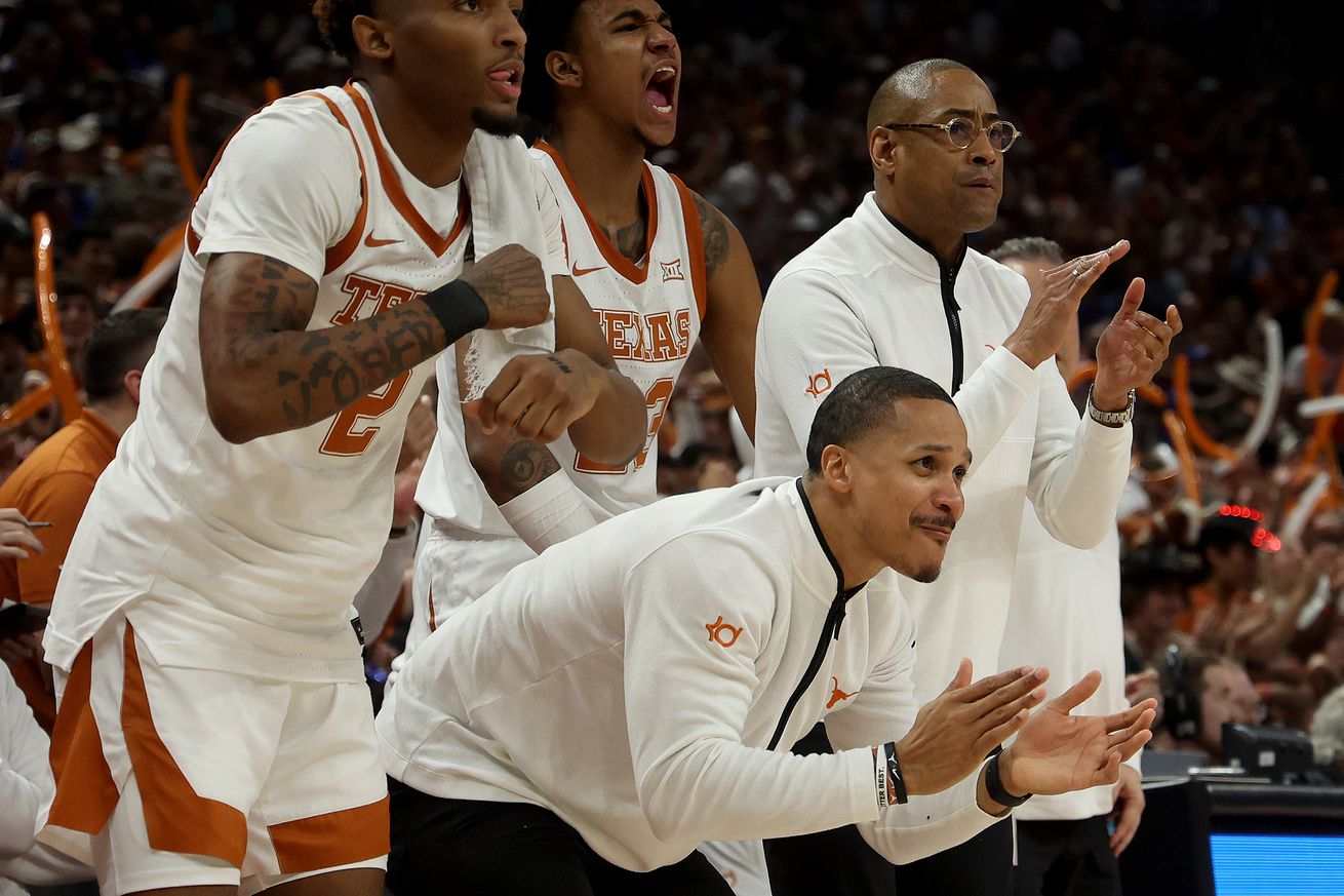 arizona-wildcats-mens-basketball-brandon-chappell-assistant-coach-texas-steve-robinson-jack-murphy