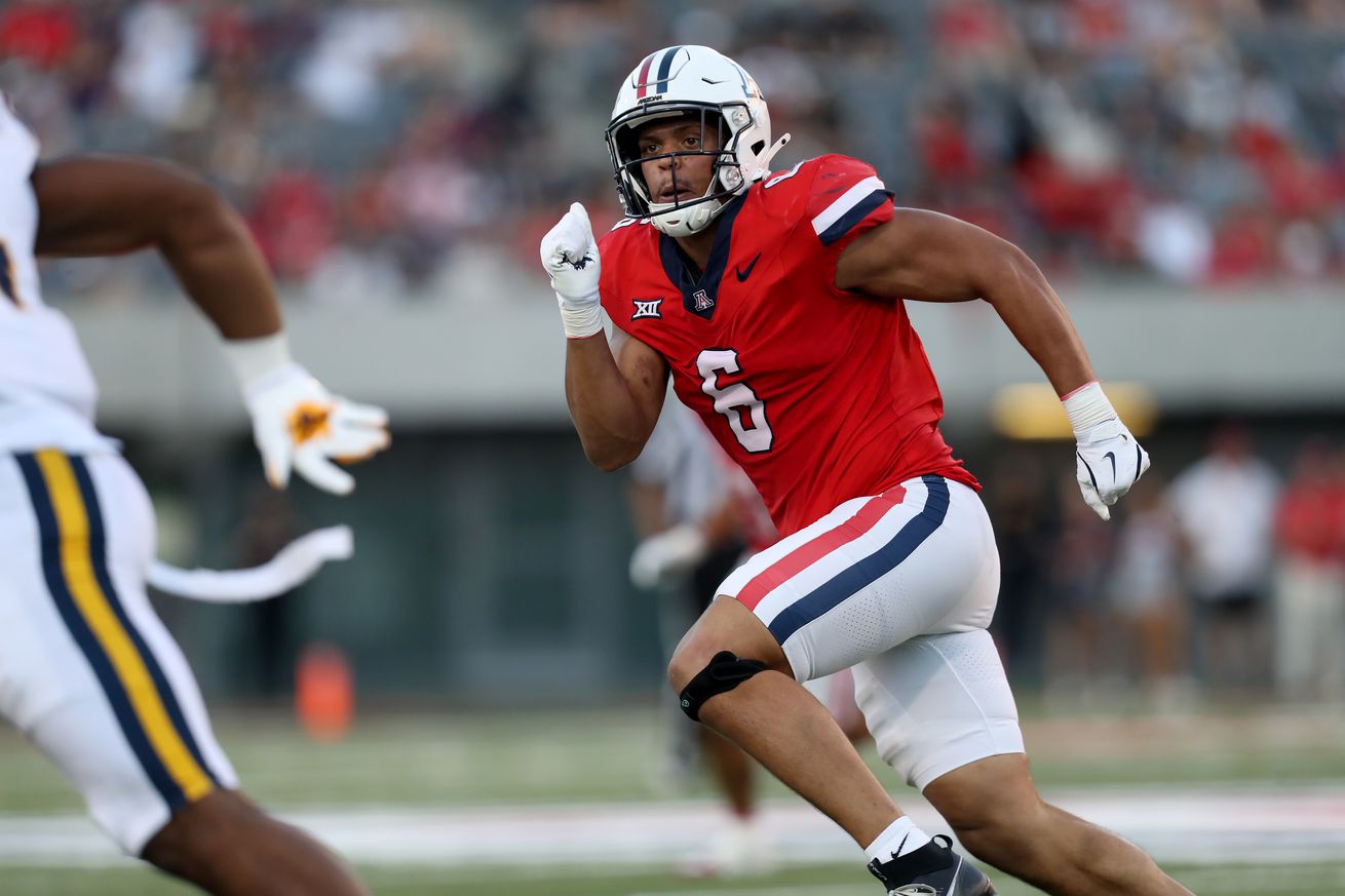 arizona-wildcats-football-linebacker-taye-brown-lott-impact-trophy-award-preseason-watch-list-2025