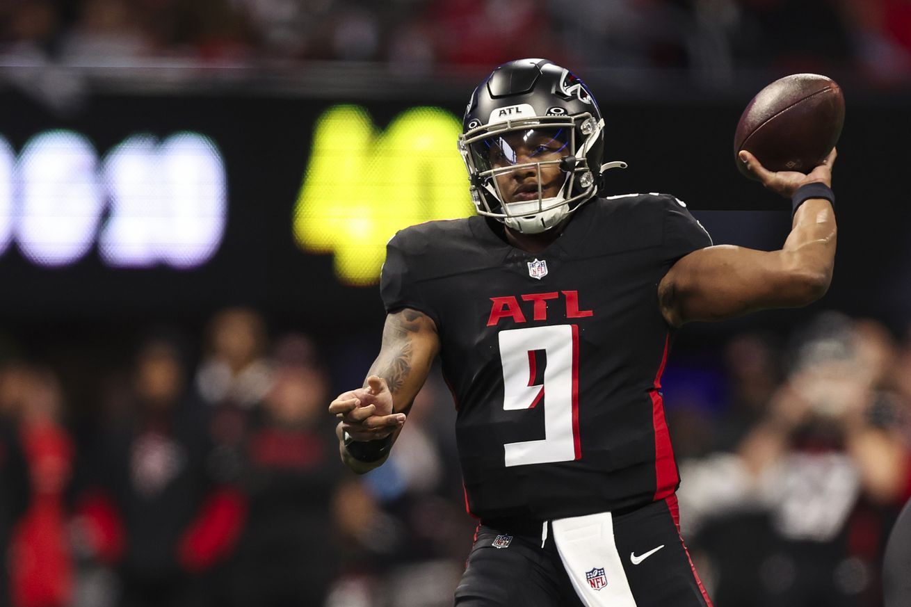 Carolina Panthers v Atlanta Falcons
