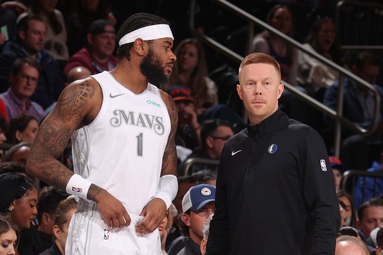 Dallas Mavericks v New York Knicks