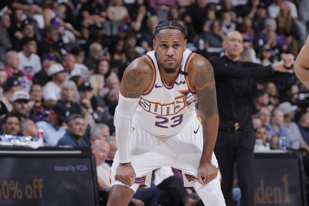 Phoenix Suns v Sacramento Kings