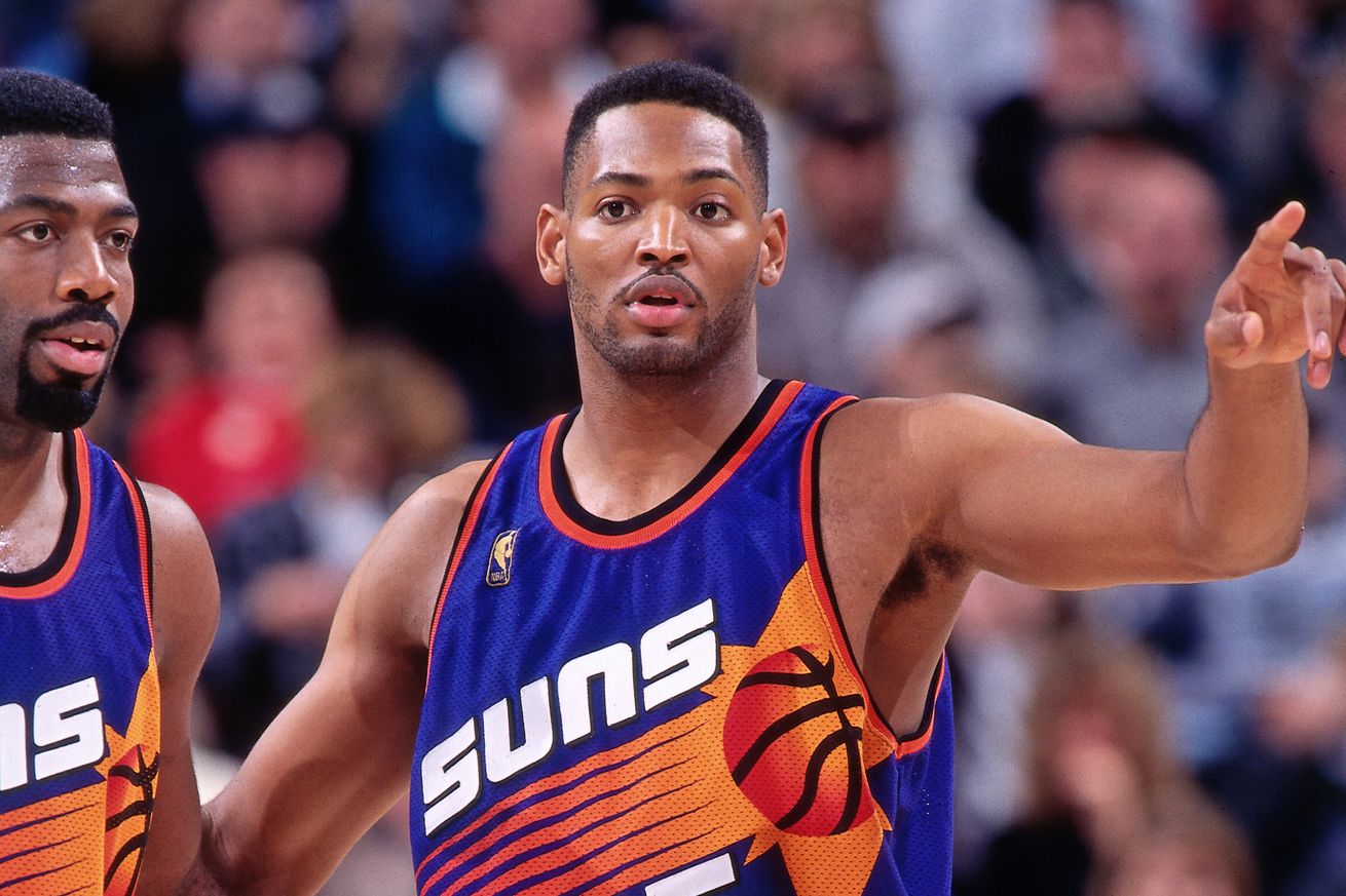 Phoenix Suns v Sacramento Kings