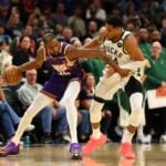 Milwaukee Bucks forward Giannis Antetokounmpo (34) defends against Phoenix Suns forward Kevin Durant (35)