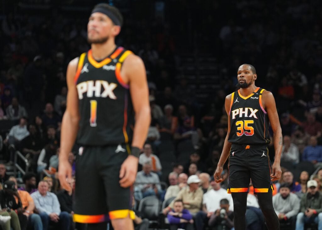 Phoenix Suns guard Devin Booker (1) and Phoenix Suns forward Kevin Durant