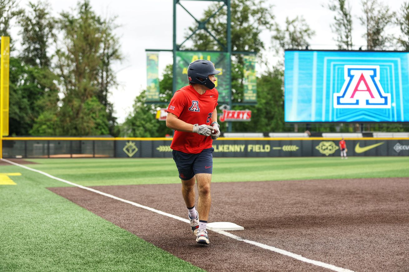 arizona-wildcats-baseball-ncaa-tournament-preview-eugene-cal-poly-mustangs-oregon-utah-valley-2025
