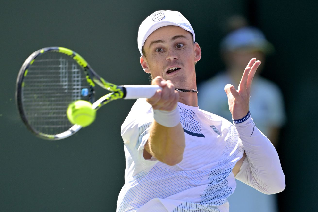 Tennis: BNP Paribas Open-Day 2