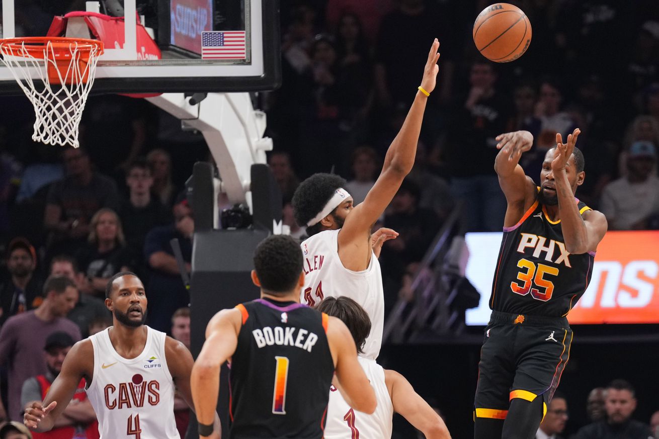 NBA: Cleveland Cavaliers at Phoenix Suns