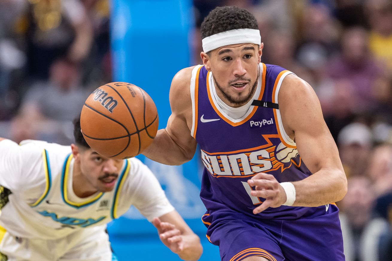 Phoenix Suns v Indiana Pacers
