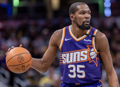 Phoenix Suns v Indiana Pacers