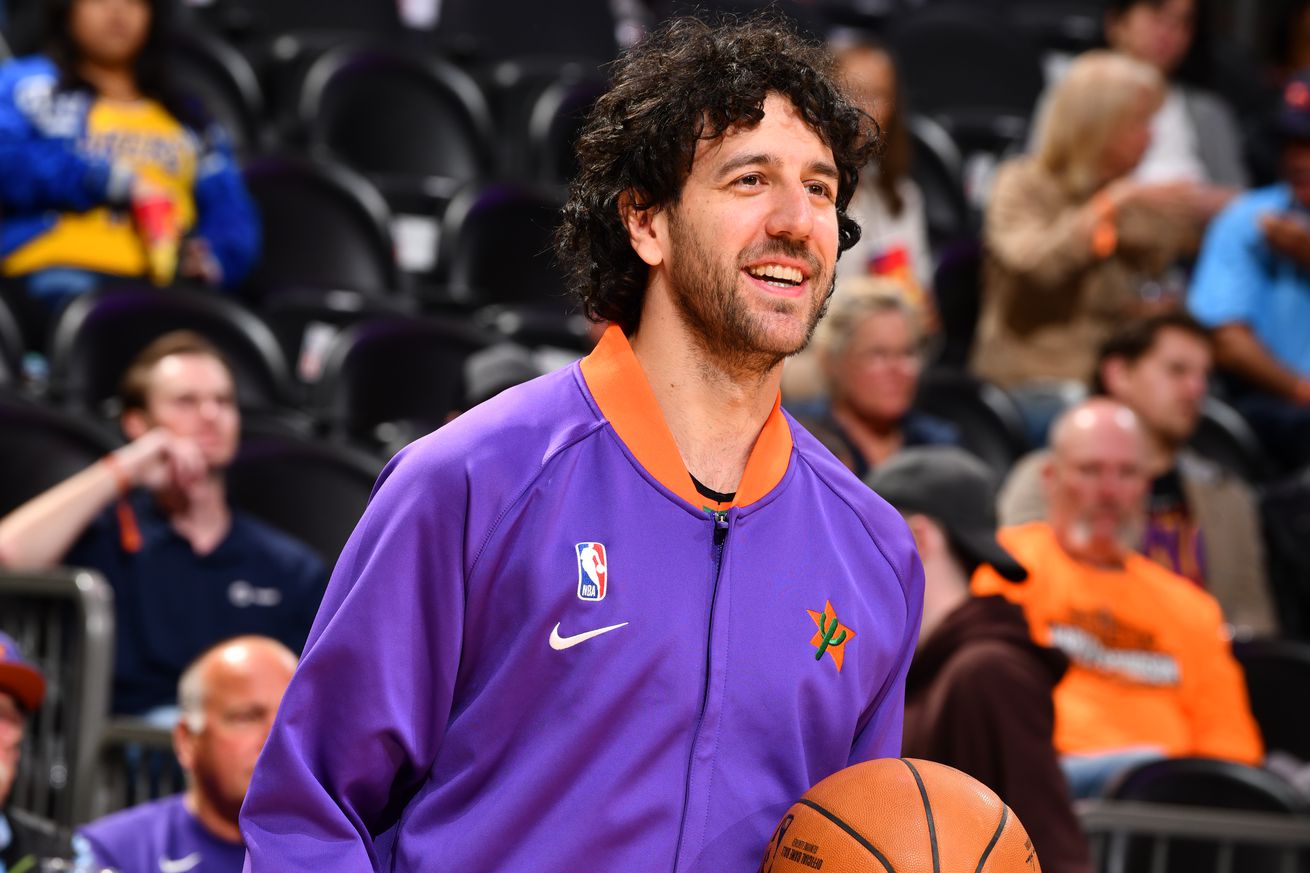 Los Angeles Clippers v Phoenix Suns