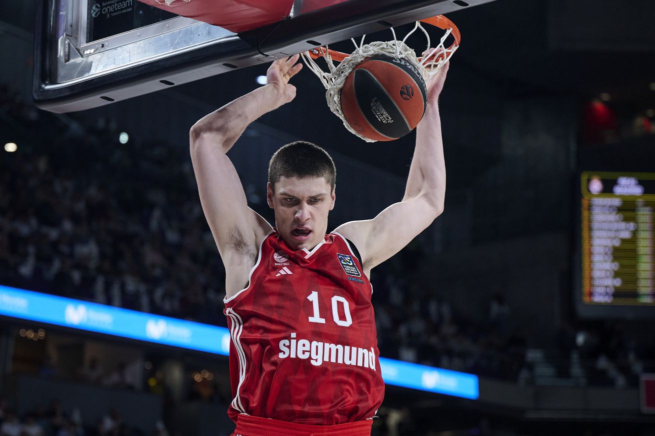 Real Madrid v FC Bayern Munich - Turkish Airlines EuroLeague Play-In C
