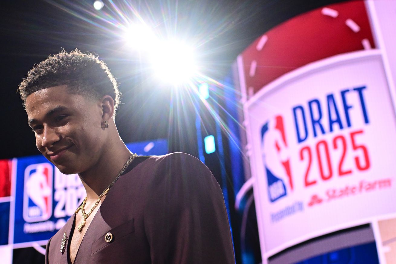 Arizona-wildcats-mens-college-basketball-carter-Bryant-nba-draft-2025-San-Antonio-spurs-lottery