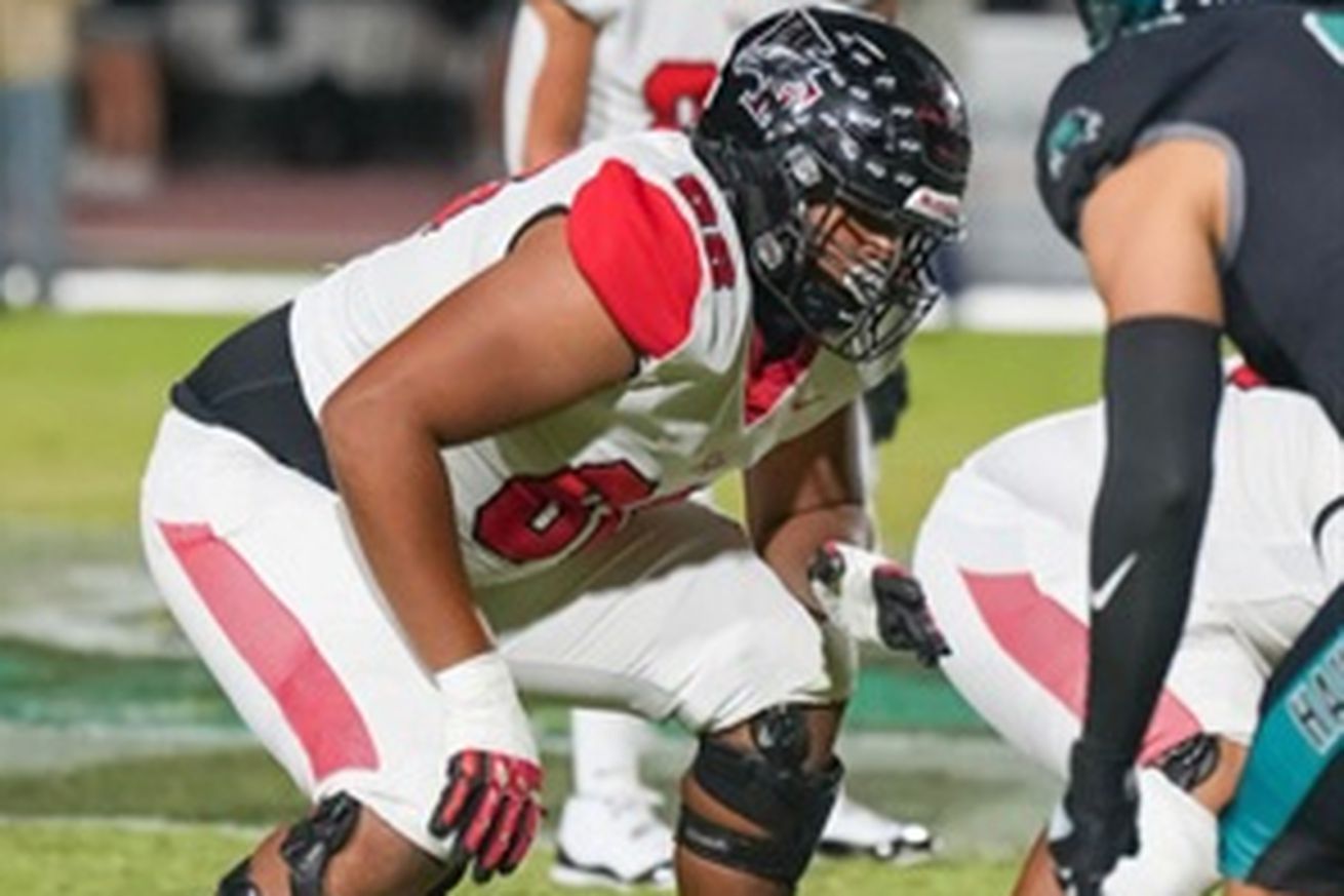 arizona-wildcats-football-recruiting-commitment-malachi-joyner-gilbert-lineman-2026-analysis