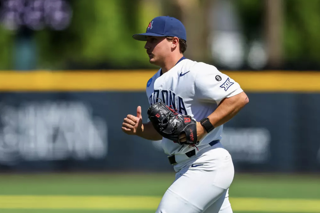 arizona-wildcats-baseball-tony-pluta-ncbwa-all-american-award-stopper-mason-white-smith-bailey-2025