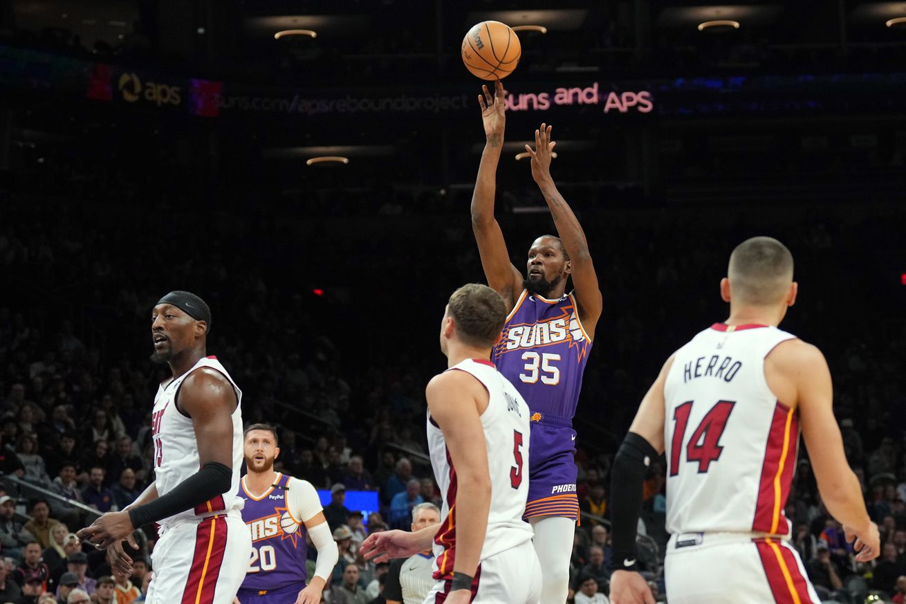 NBA: Miami Heat at Phoenix Suns