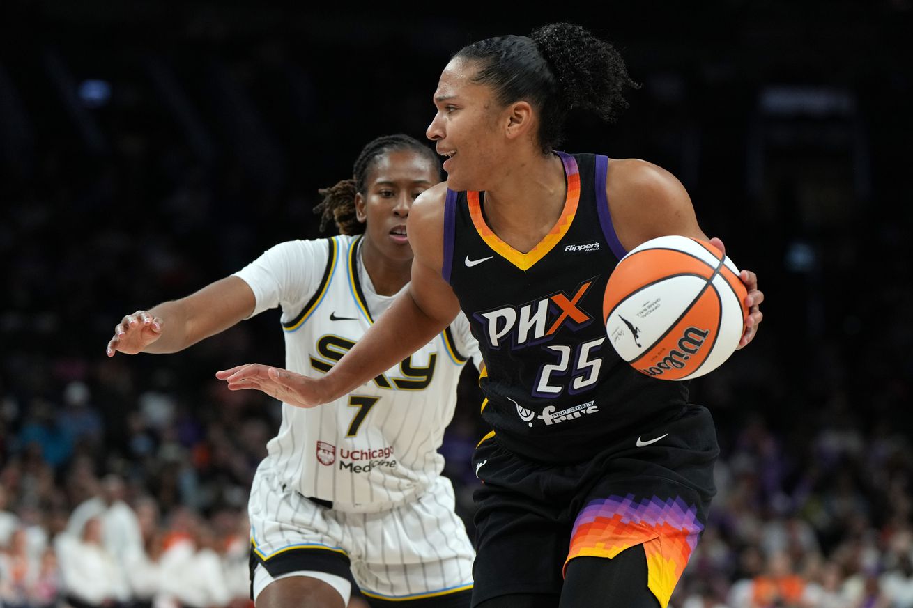WNBA: Chicago Sky at Phoenix Mercury