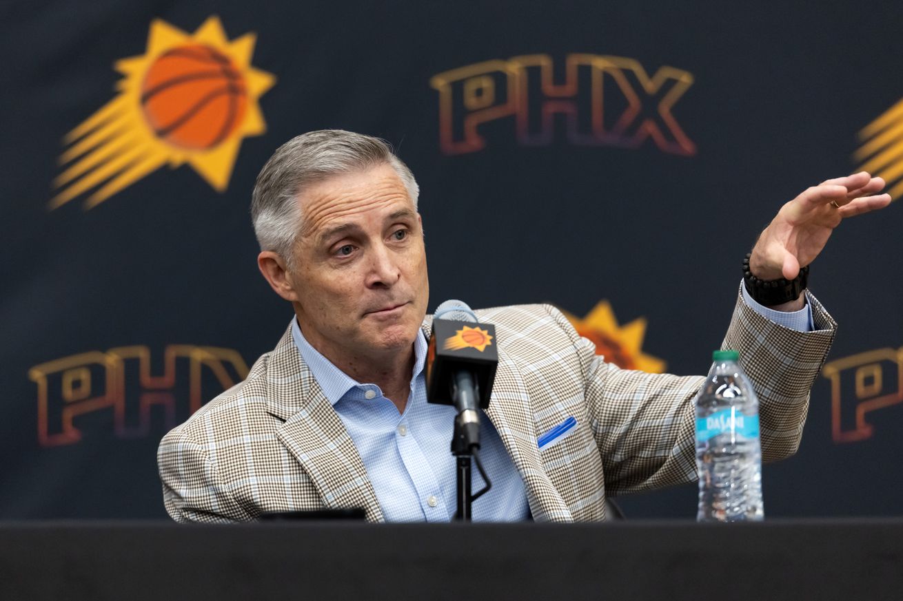 NBA: Phoenix Suns-Press Conference