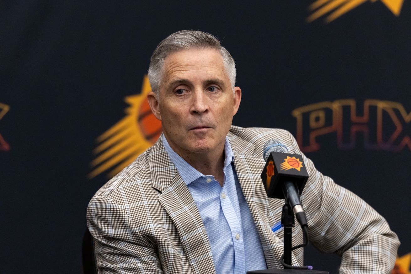 NBA: Phoenix Suns-Press Conference