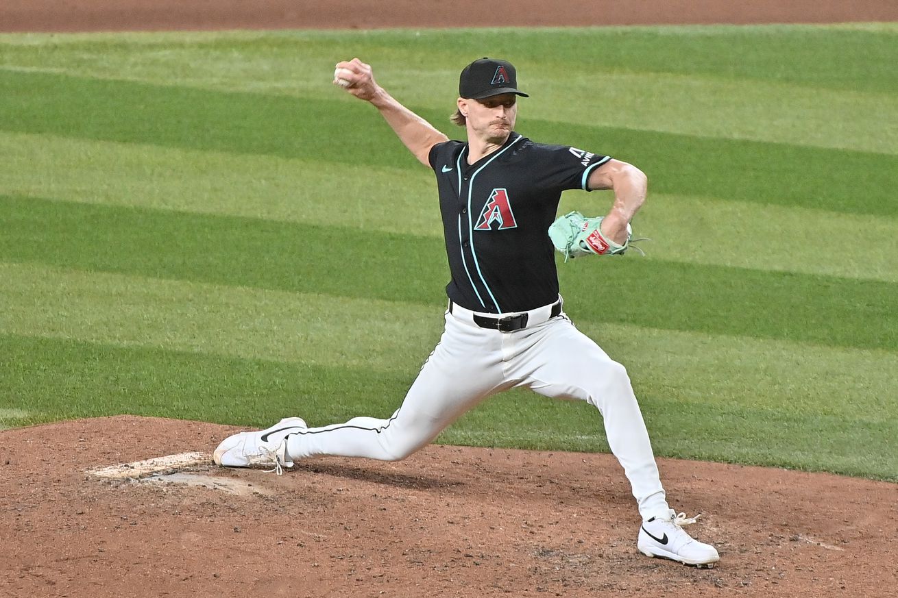 Shelby Miller throws a pitch at Chase Field