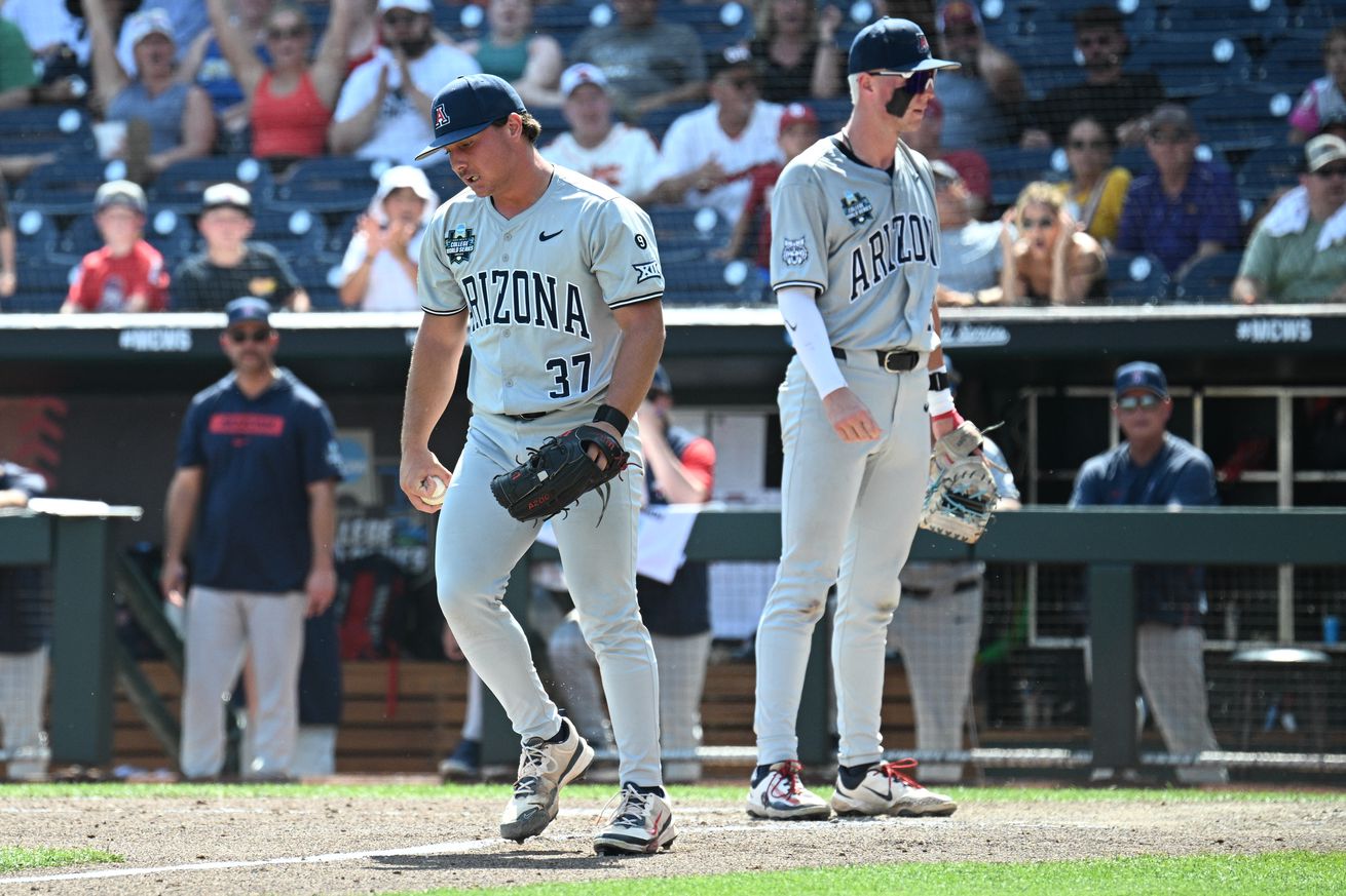 arizona-wildcats-baseball-college-world-series-louisville-cardinals-recap-final-score-omaha-2025