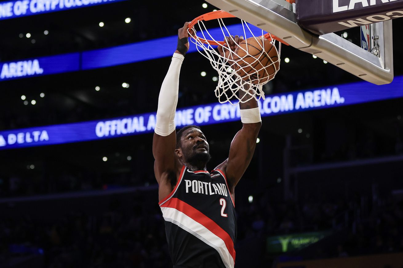 Portland Trail Blazers v Los Angeles Lakers