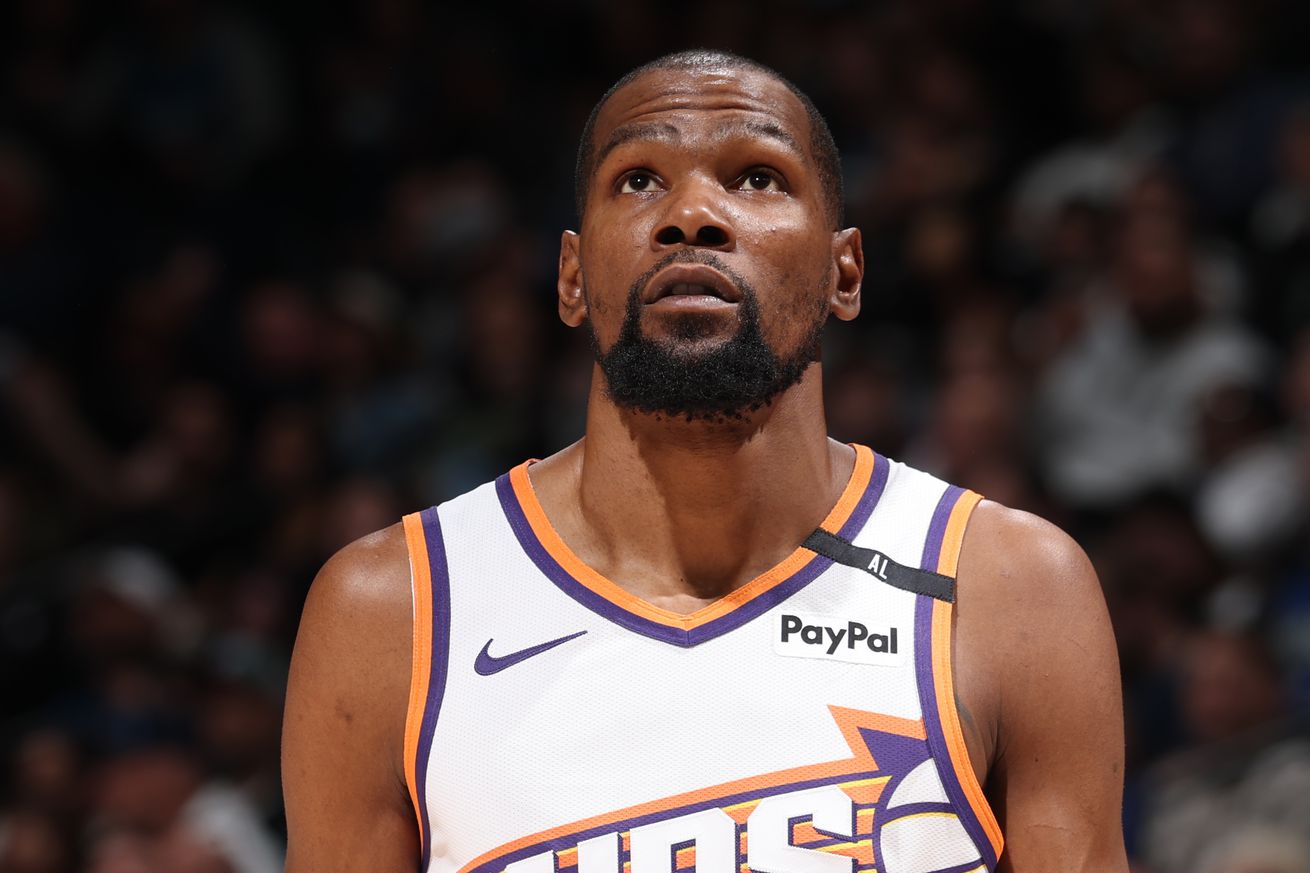 Phoenix Suns v Minnesota Timberwolves