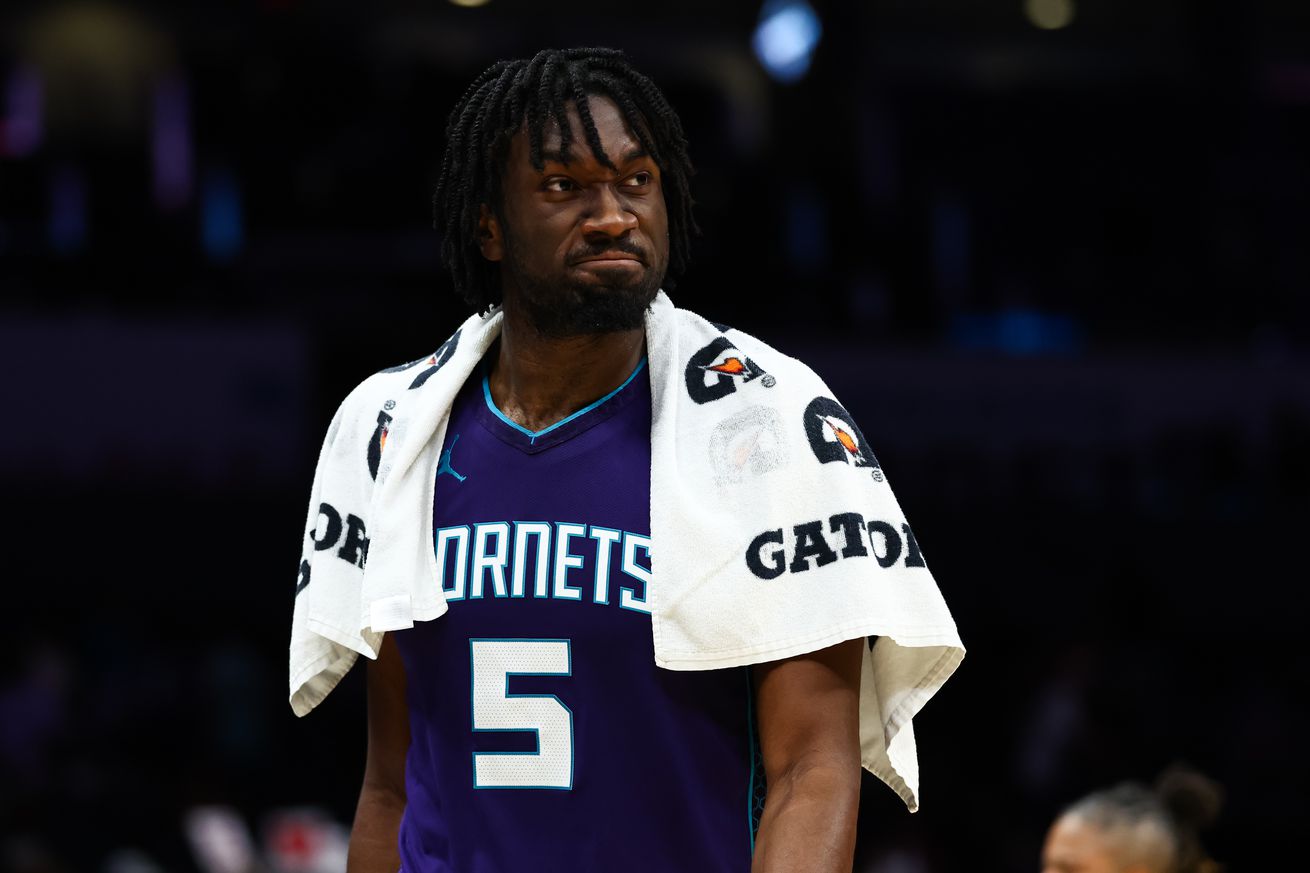 Chicago Bulls v Charlotte Hornets