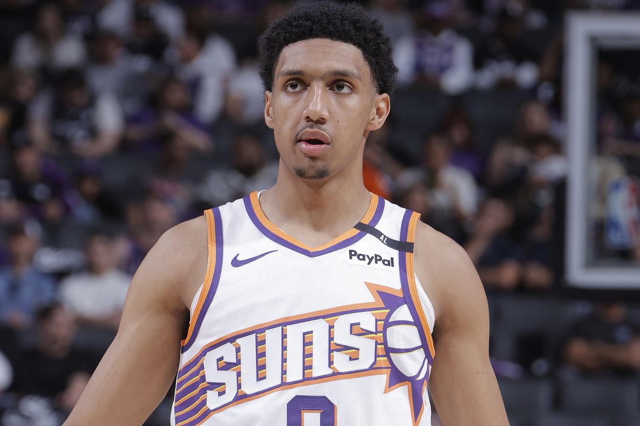Phoenix Suns v Sacramento Kings