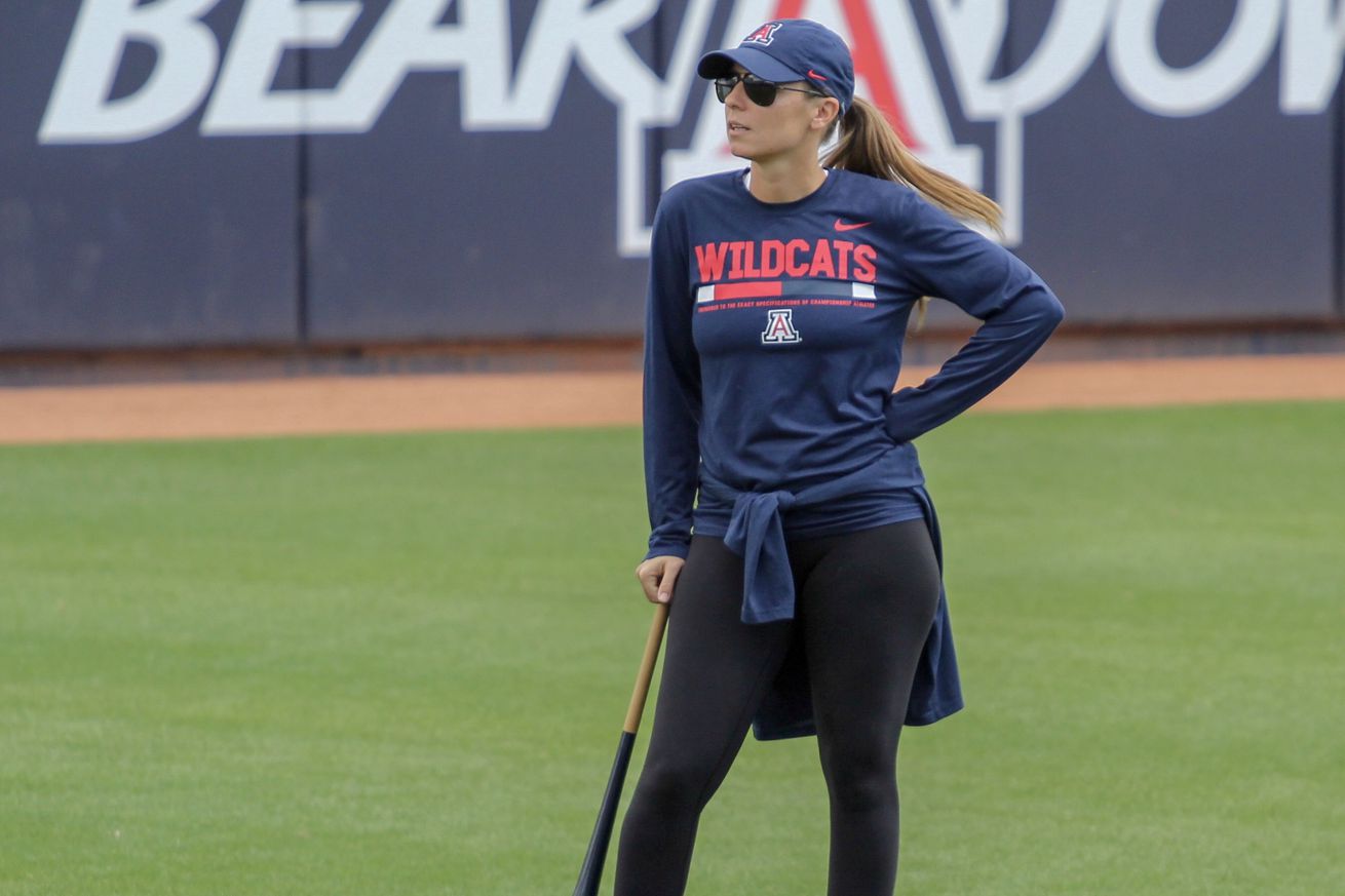 arizona-wildcats-softball-caitlin-lowe-mens-golf-jim-anderson-contract-extensions-2027-update