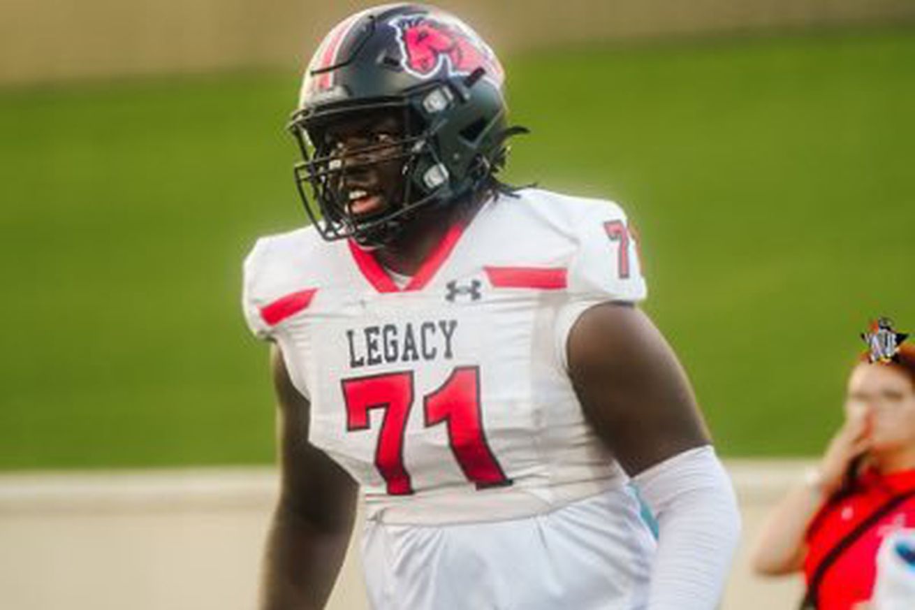 arizona-wildcats-football-recruiting-commitment-khalil-sanogo-offensive-lineman-texas-2026