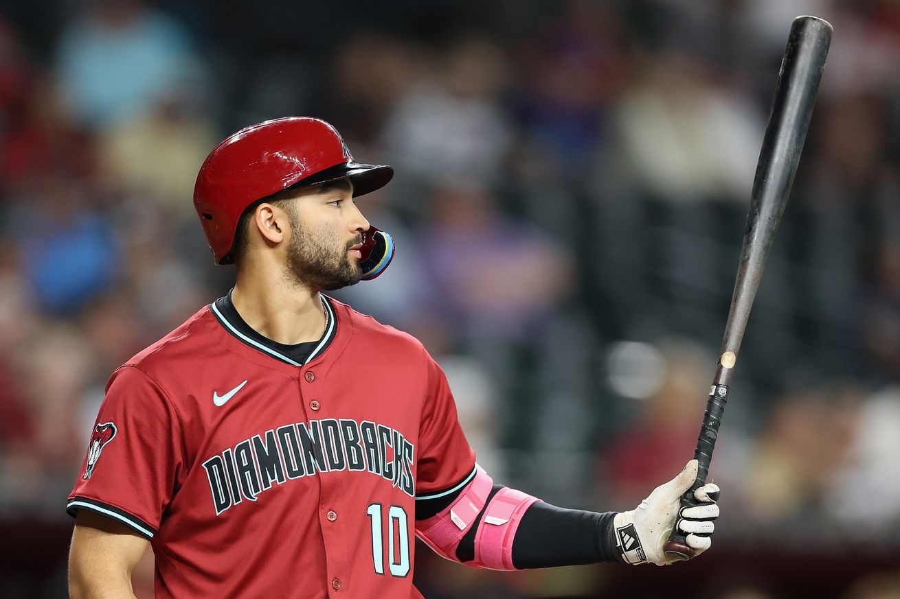 Pittsburgh Pirates v Arizona Diamondbacks